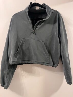 LULULEMON Cropped Half-Zip Pullover Sweater in Slate Green